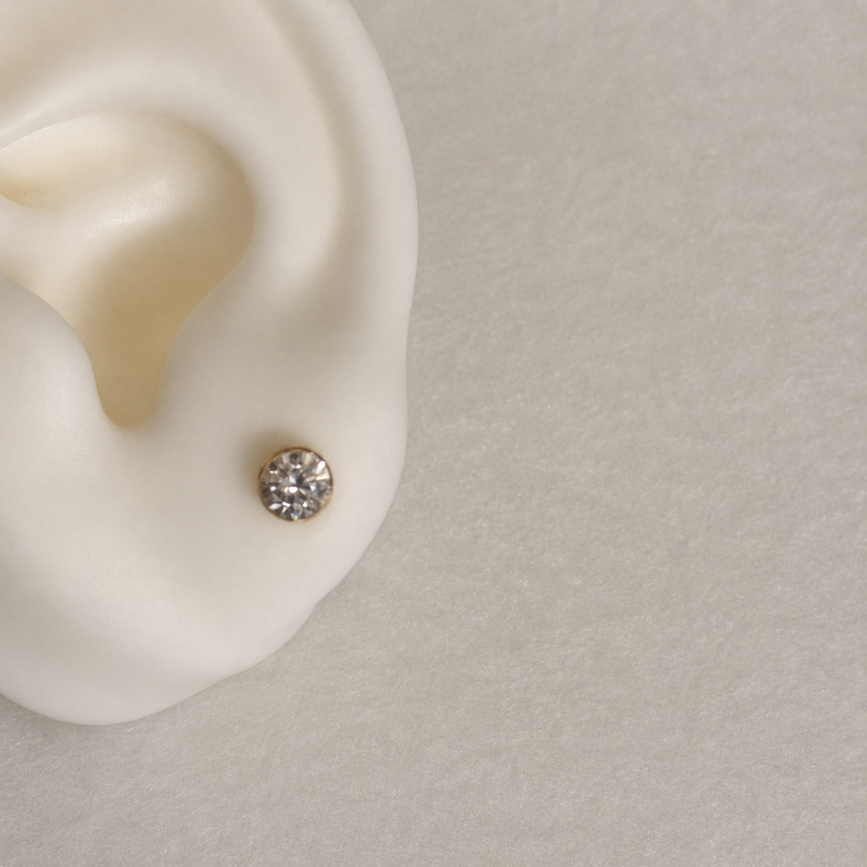 Eclipse, 14ct Gold Stud | 6mm
