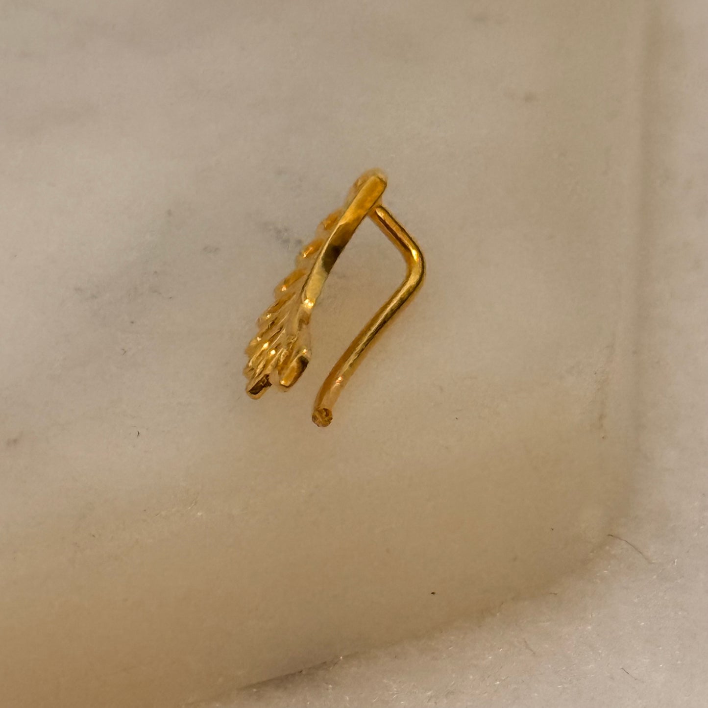 Autumnal | Vine, 18ct gold climber stud