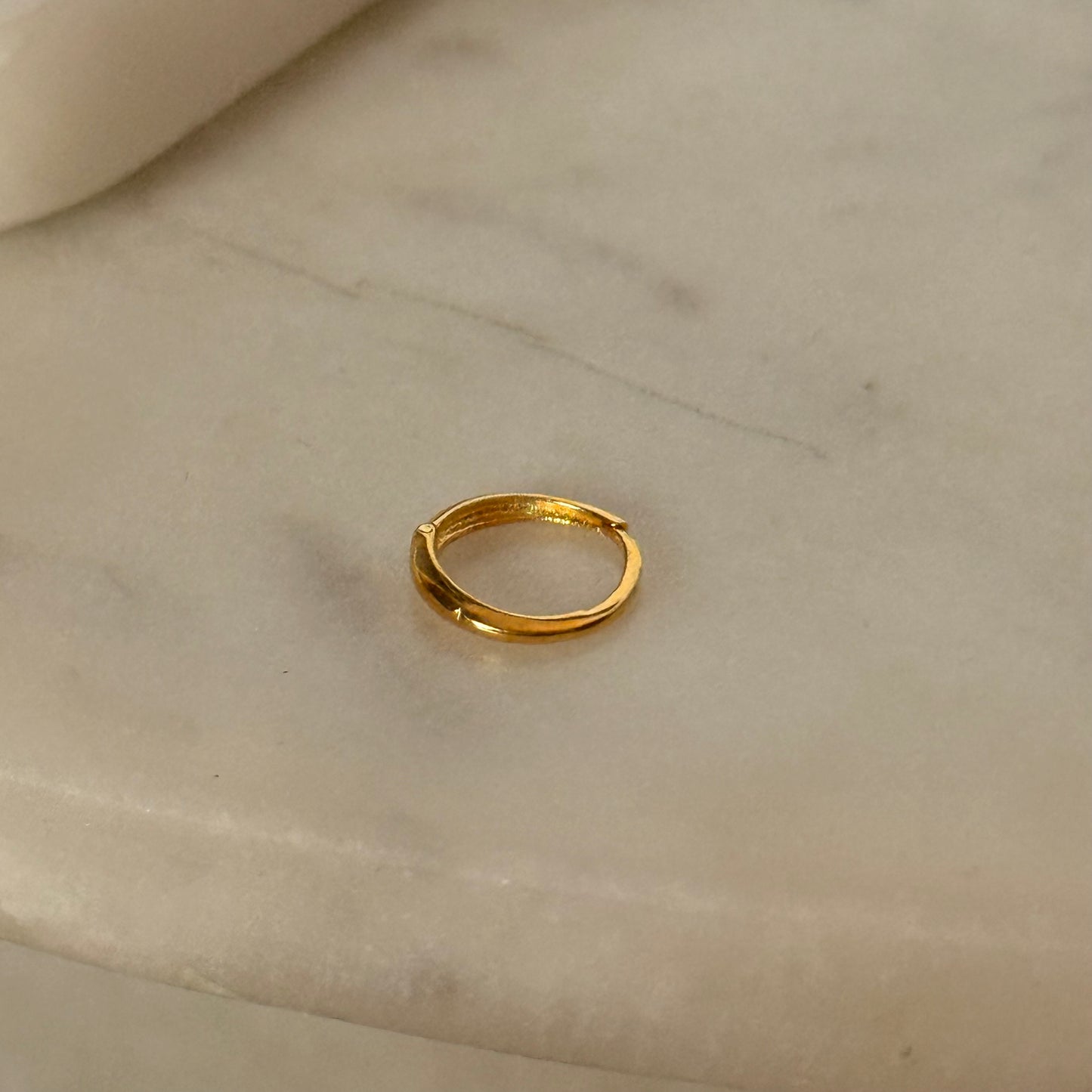 London | 18ct Gold Hoop | 7.2mm