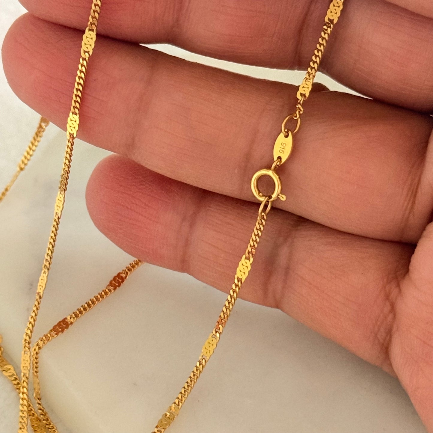 London, 22ct Gold Necklace