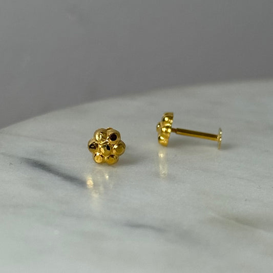 18ct gold flower stud pair | 5mm
