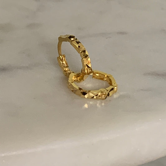 18ct Gold Huggies | 8mm