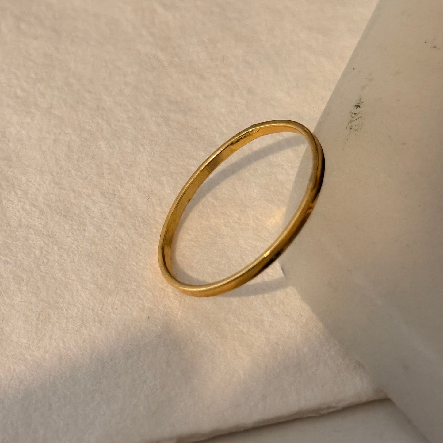 18ct gold ring  | P