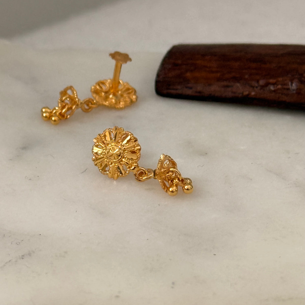 Autumnal | Petal Drop (18ct gold Jumka)
