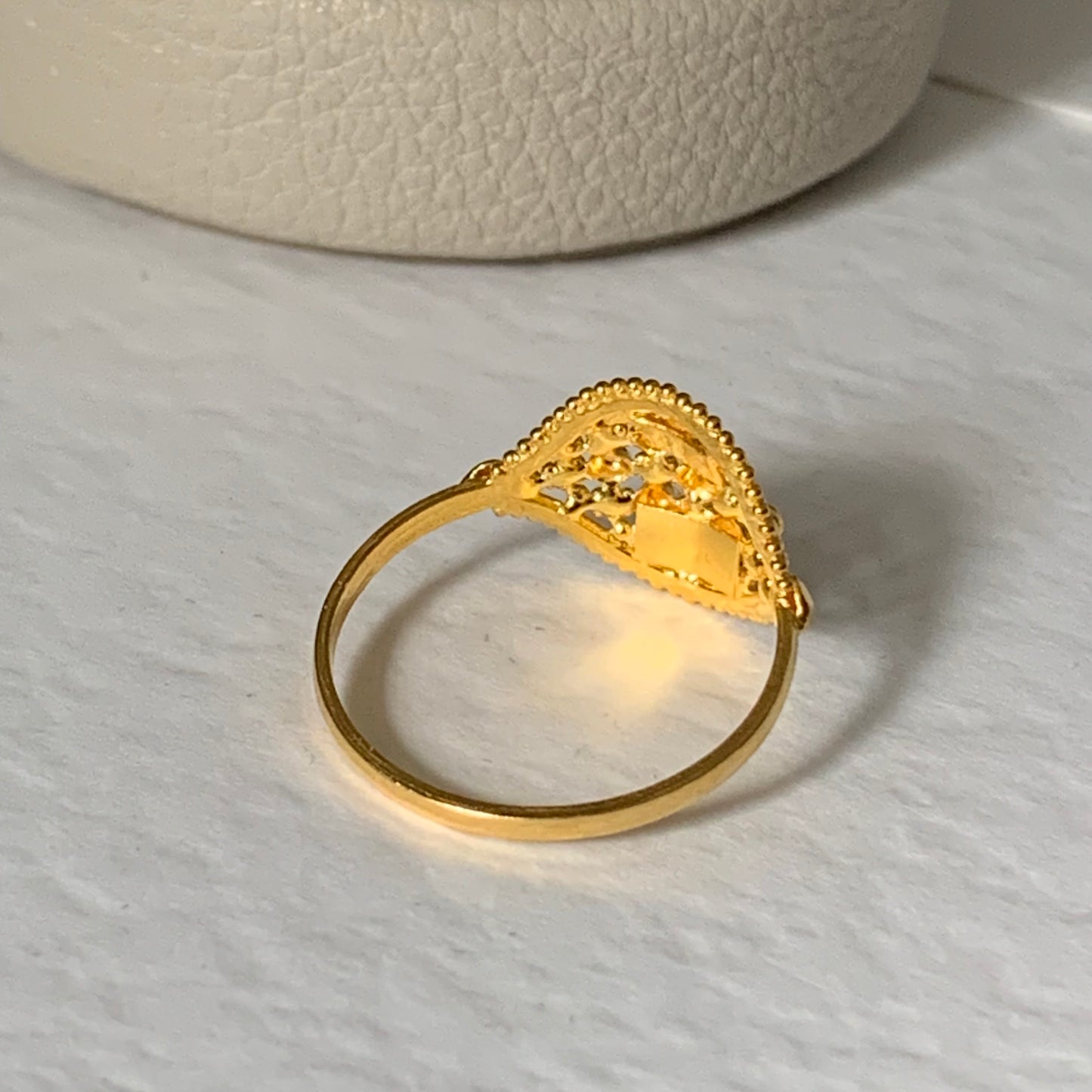 22ct gold intricate ring | L 1/2