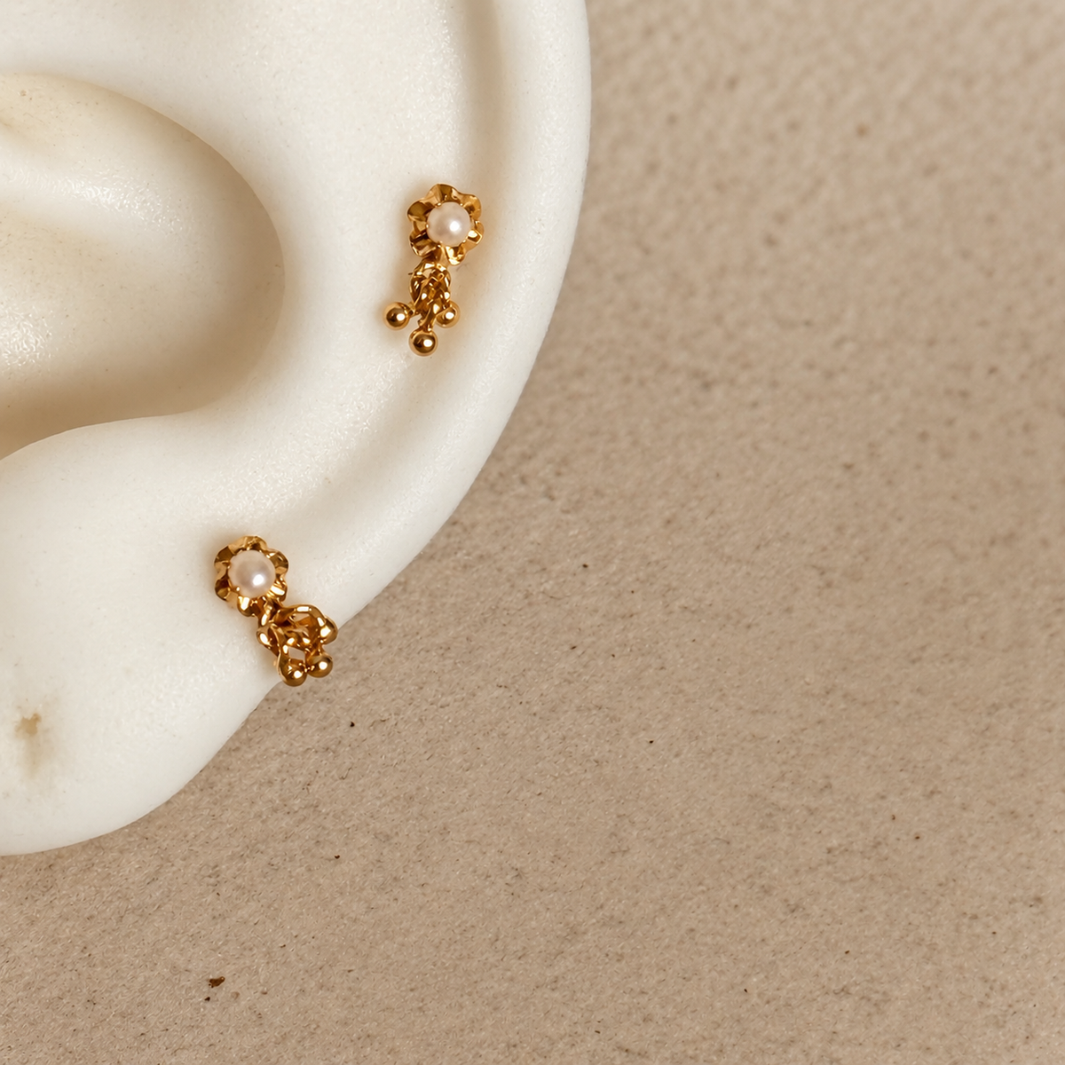 Mayfair Collection | 14ct gold dangly mini pearl stud