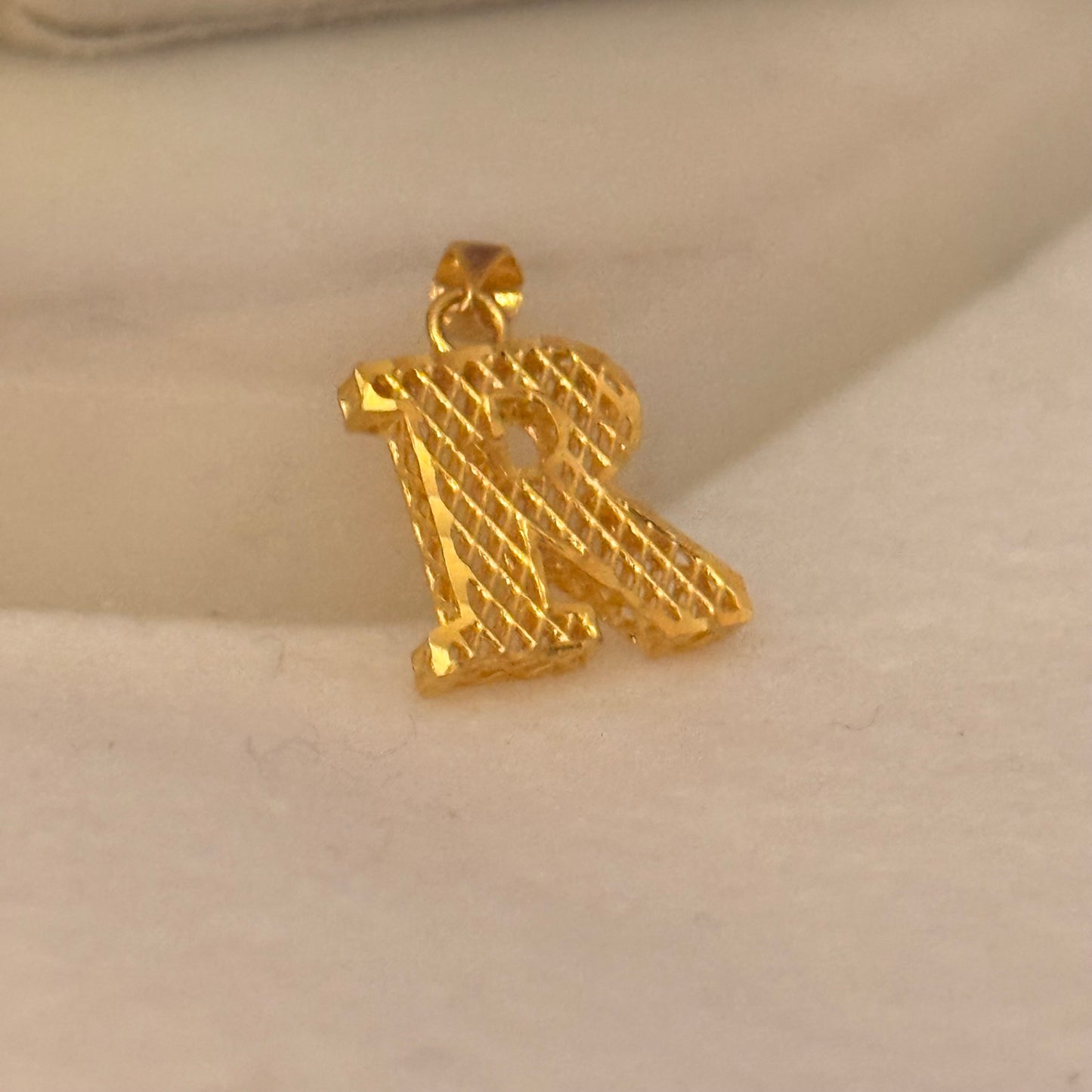 Initial R | 22ct Gold