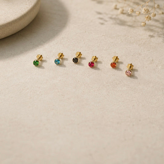 Autumnal | Mini Sunset, 18ct stud, 2.5mm