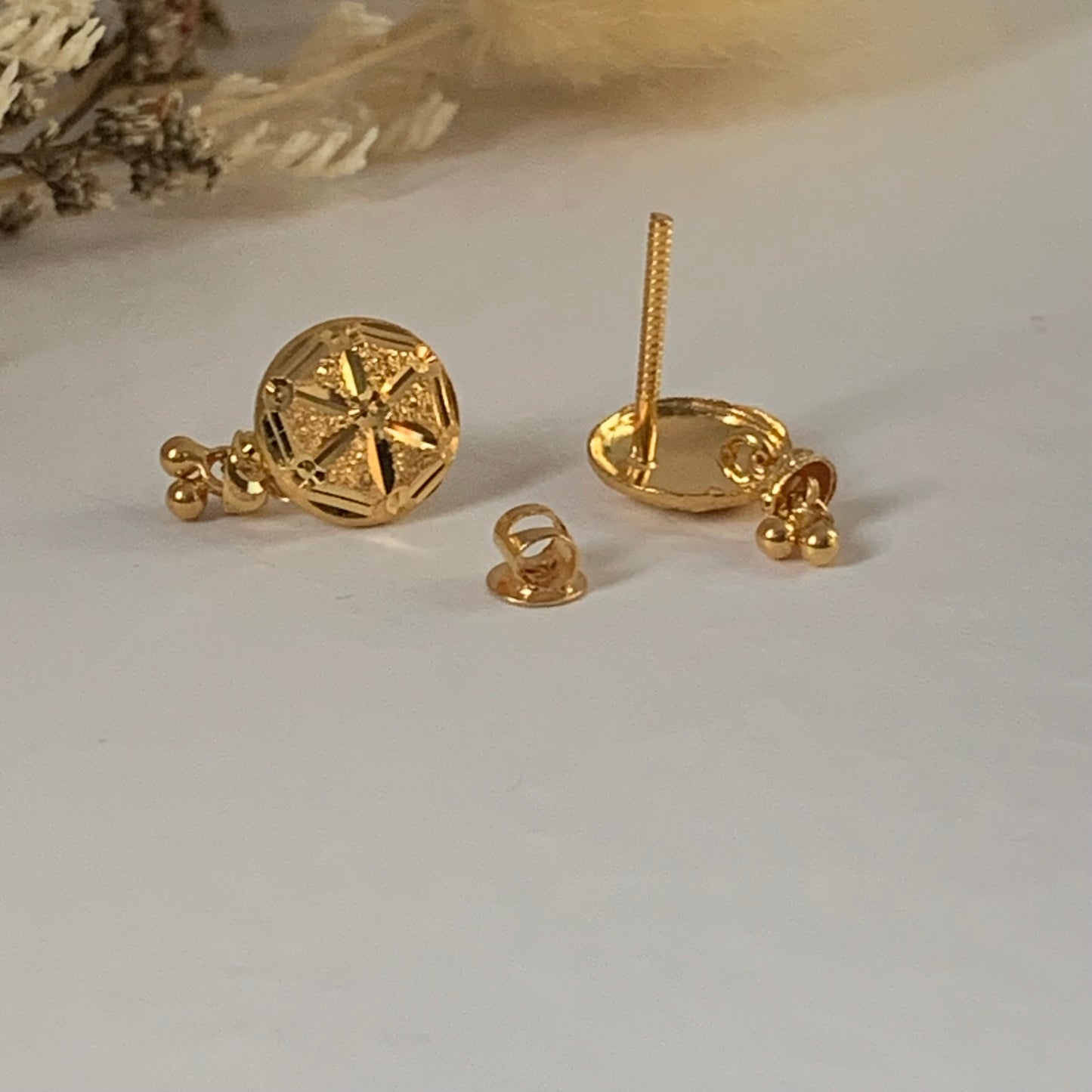 18k gold dangly round earring pair