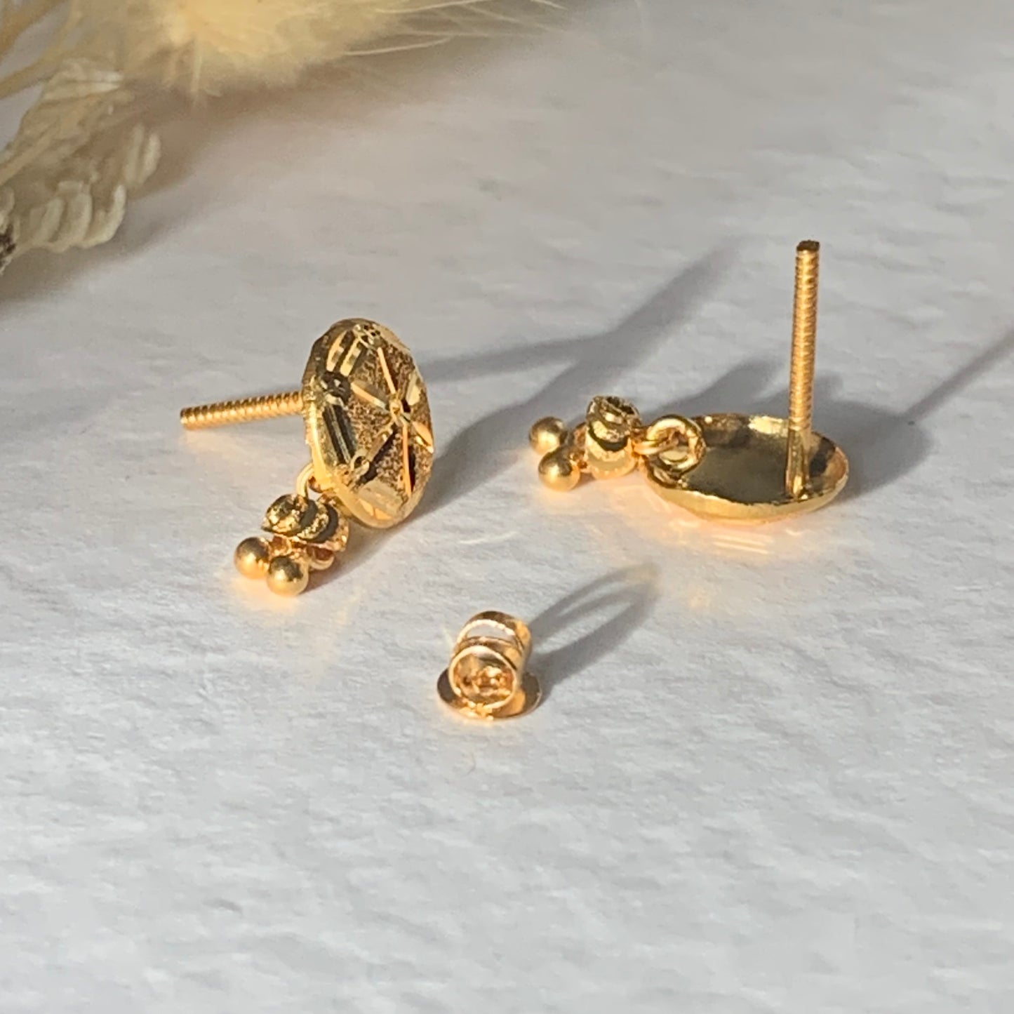 18k gold dangly round earring pair