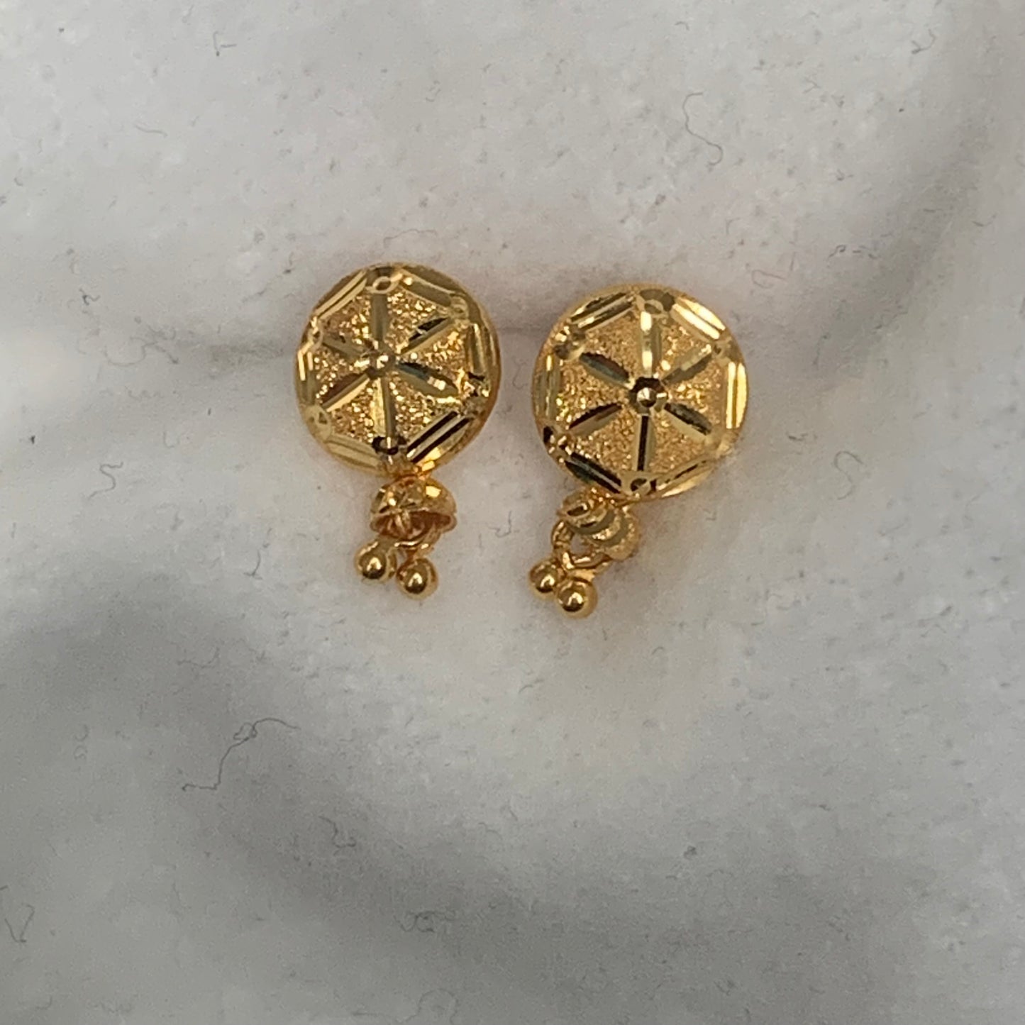 18k gold dangly round earring pair