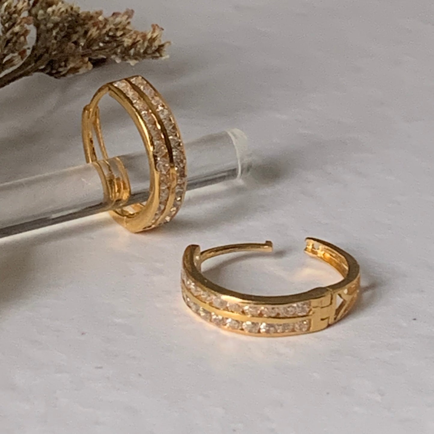 18k gold hoop pair | 10mm inside diameter